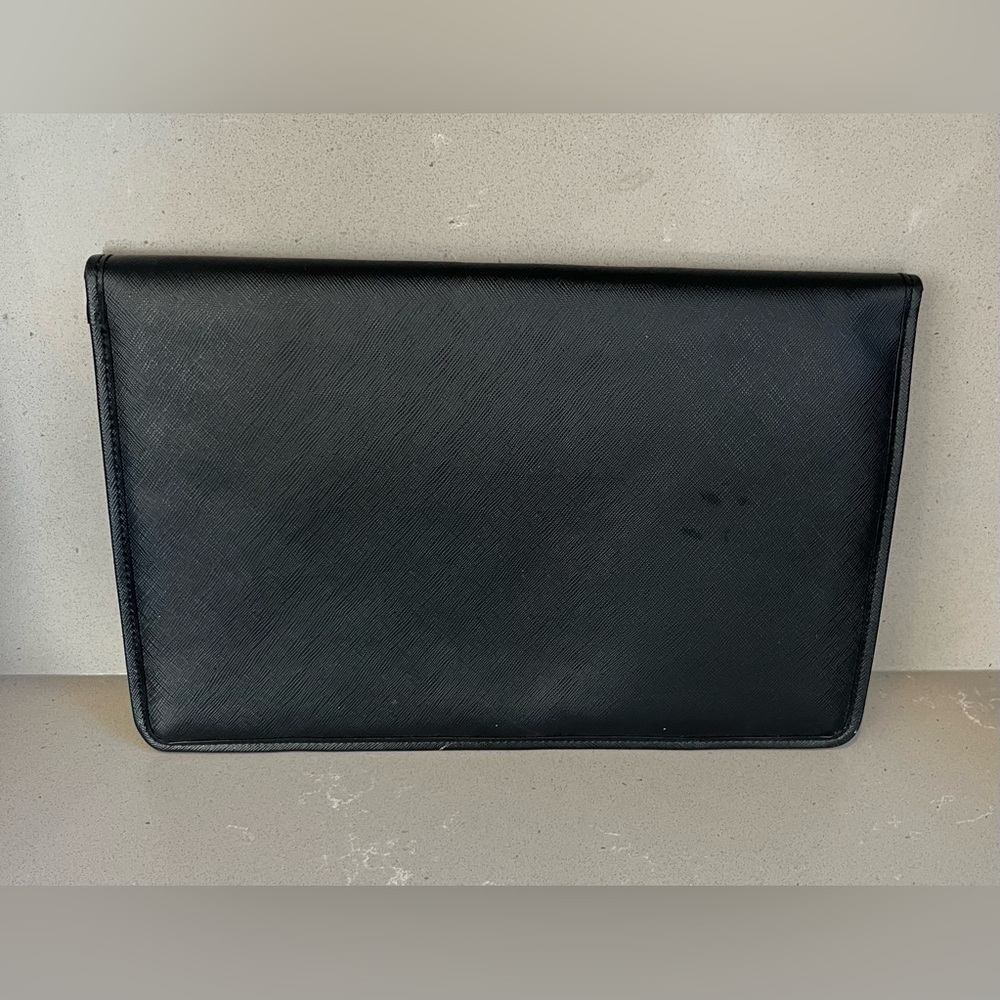 Michael Kors Saffiano Leather Black Envelope Clutch Portfolio Laptop Case - Picture 3 of 10